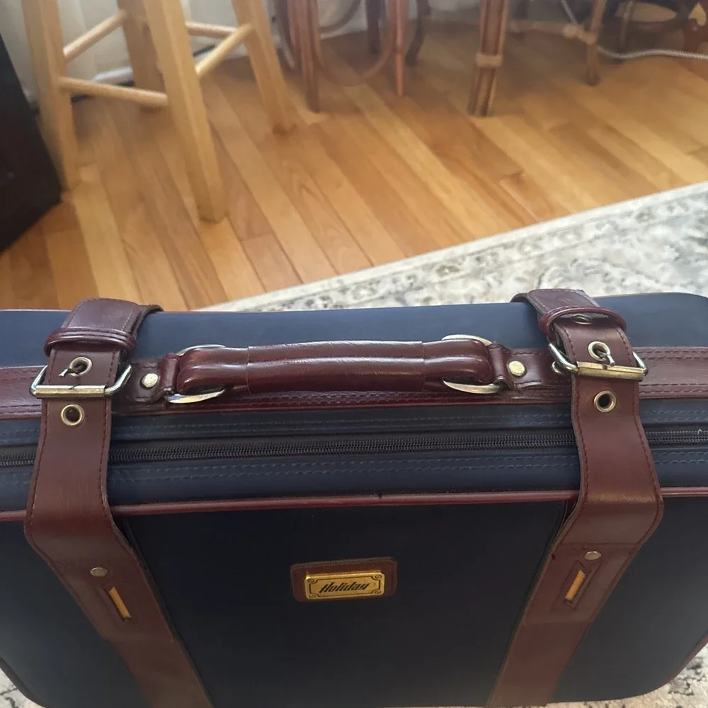 N/A vintage luggage
